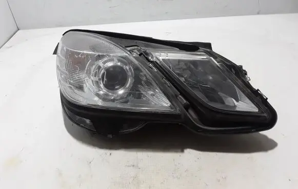Mercedes-Benz E W212 Headlight/headlamp A2128208261
