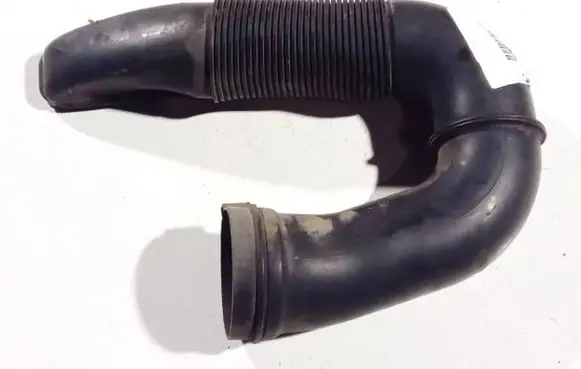 Volkswagen Touran I Air intake hose/pipe 1k0129618m