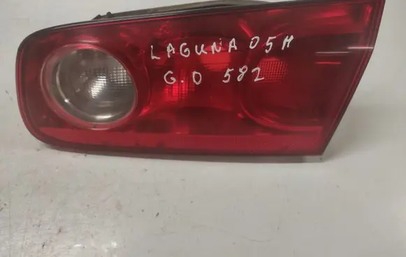 Renault Laguna II Tailgate rear/tail lights B74PH2REN