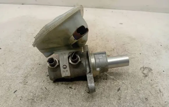 Peugeot 308 Master brake cylinder 0204051007 02694A640