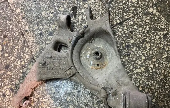Audi A4 S4 B5 8D Rear upper control arm/wishbone