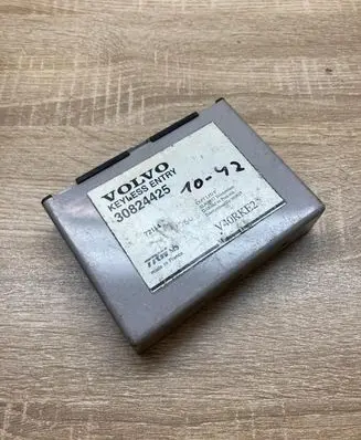 Volvo S40, V40 Keyless (KESSY) go control unit/module 30824425