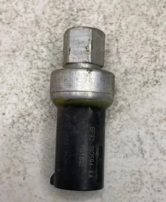 Ford C-MAX II Air conditioning (A/C) pressure sensor 6F9319D594AA 1151B03