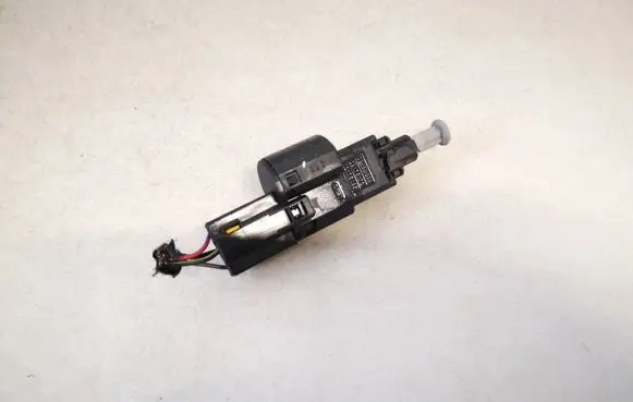 Brake pedal sensor switch