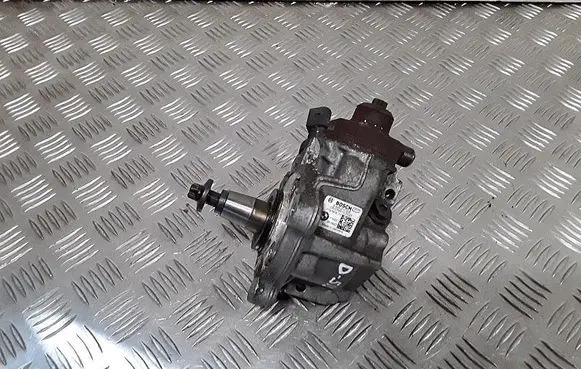 BMW 1 E81 E87 Fuel injection high pressure pump 0445010506 7797874