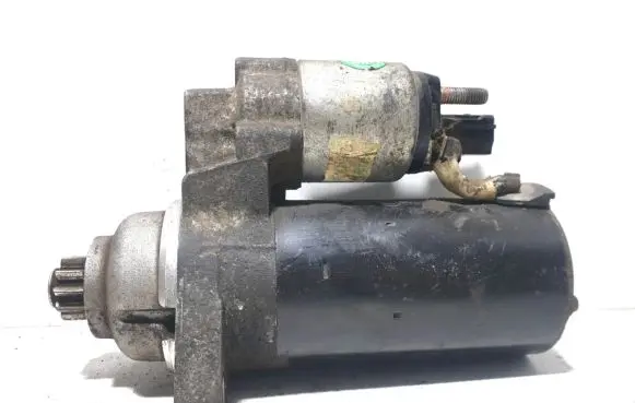 Volkswagen Polo Starter motor 0001123018