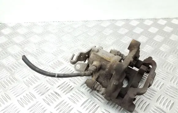 Volkswagen Golf VI Rear brake caliper W08470