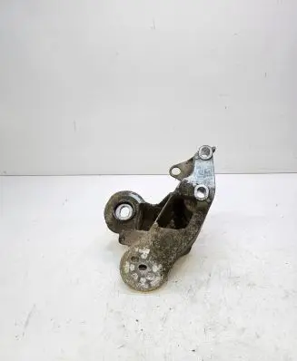 Audi A6 S6 C6 4F Engine mounting bracket 4F0199351H