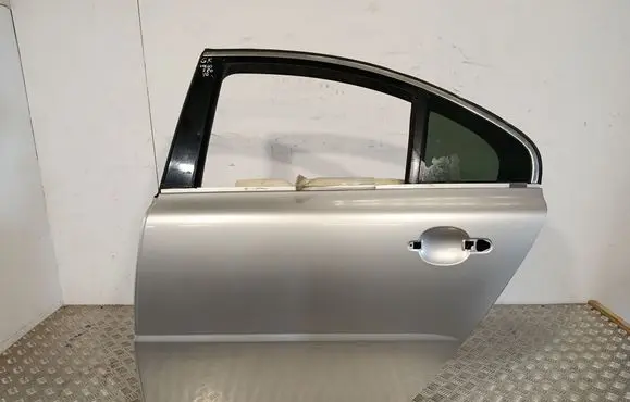 Rear door