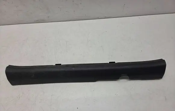 KIA Stonic Front sill trim cover 85881H8000