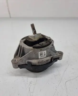 BMW M4 F82 F83 Engine mount bracket 2284817