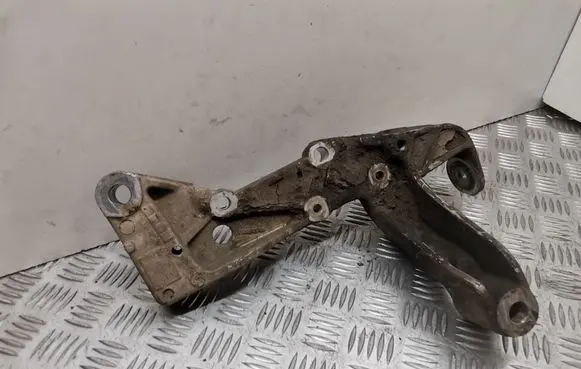 Skoda Octavia Mk2 (1Z) Other front suspension part 1K0199296F