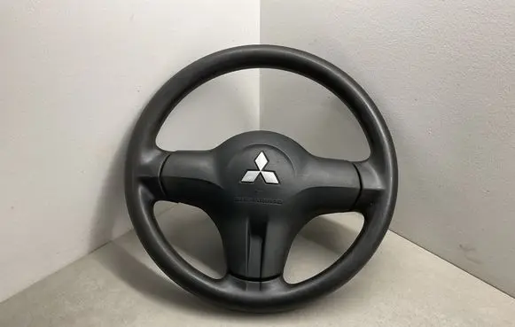 Mitsubishi Colt Steering wheel
