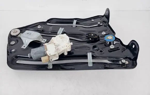 BMW 3 E92 E93 Rear door window regulator with motor 7198047 7198049 7198173
