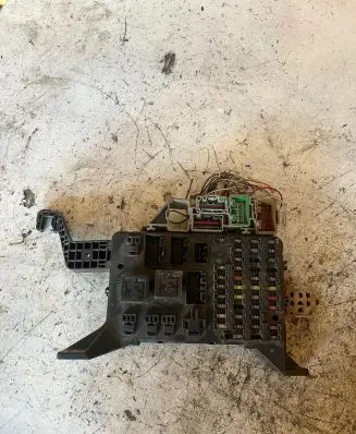 Ford Mondeo Mk III Fuse box set