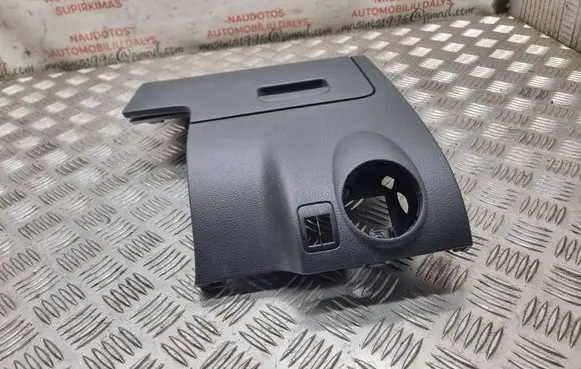 Volkswagen Golf Plus Dashboard lower bottom trim panel 5M1858210 5M1858719E