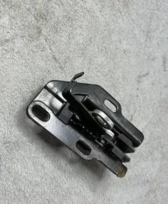 Peugeot Partner Tailgate lock latch 8719E4