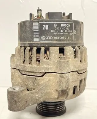 Audi A4 S4 B5 8D Generator/alternator 058903016 0123310022