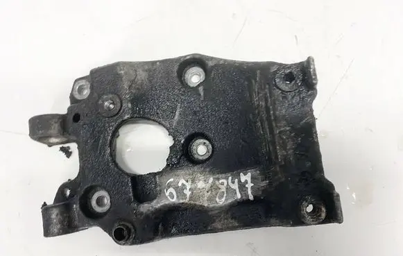 Citroen C4 I Engine mounting bracket 9646719580