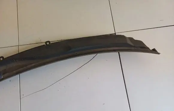 Audi A6 S6 C6 4F Wiper trim 4F1819403