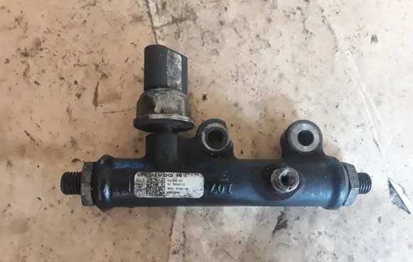 Peugeot 407 Fuel main line pipe A2C20001297 5WS40128 4R8Q9C066AC
