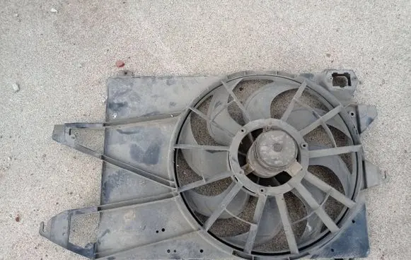 Ford Mondeo MK II Electric radiator cooling fan 93bb8c607