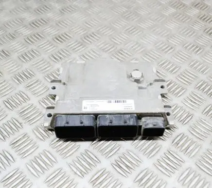 Renault Master III Engine control unit/module 237103906S 237103907S