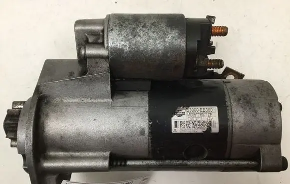 Nissan Navara Starter motor 23300EB300