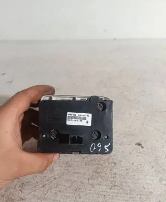 Volvo S60 Light switch 8685452 05W19E03 MG193200104
