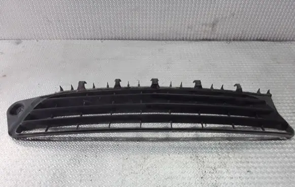 Opel Vectra C Front bumper lower grill 0551004542