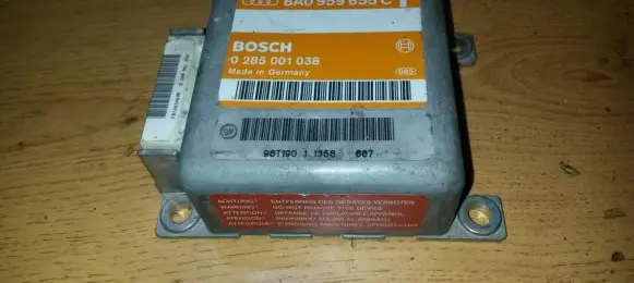 Audi A4 S4 B5 8D Airbag control unit/module 8A0959655C 0285001038