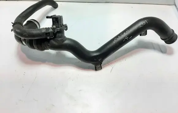 Ford Kuga II Intercooler hose/pipe GV616C646B GV619K308AA