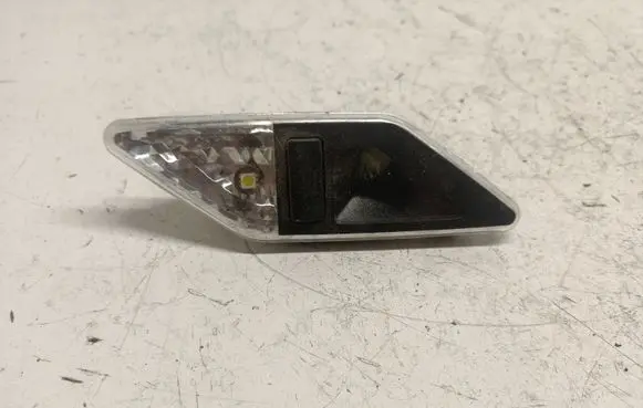 BMW 3 E46 Rear seat light 6920365