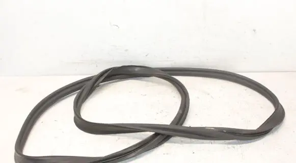 Mercedes-Benz CLA C117 X117 W117 Loading door rubber seal (on body) A1176930100