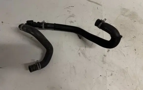 Ford Bronco Engine coolant pipe/hose LX6118D476AAE LX6118K579AAE