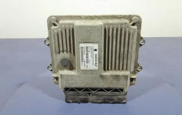 Opel Corsa D Engine control unit/module ECU 55568383