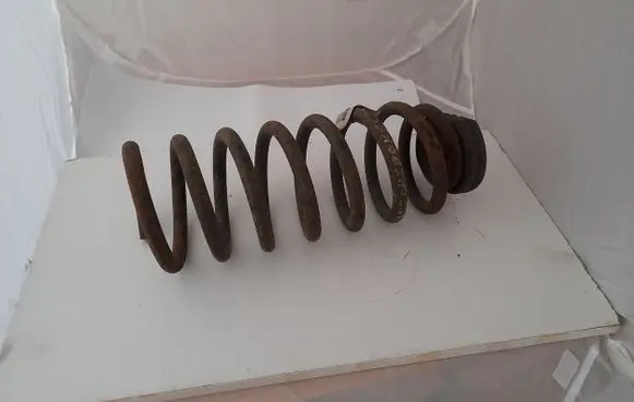 Jeep Grand Cherokee Rear coil spring