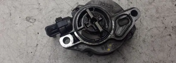 Citroen C4 I Picasso Vacuum pump D1562A