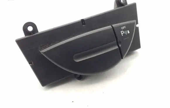 Mercedes-Benz E W211 Parking (PDC) sensor switch 2118206510
