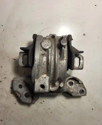 Citroen C5 Engine mount bracket 326B96
