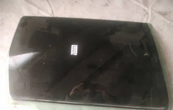 Volvo V70 Rear door window glass AS2