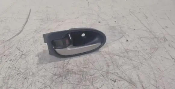 Toyota Yaris Front door interior handle 692060D90 692060D100