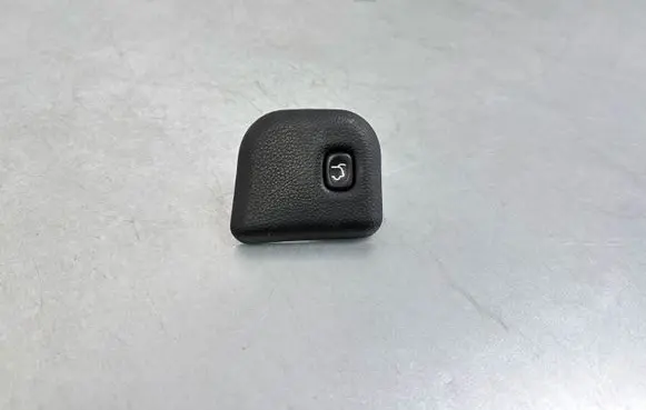 Jeep Grand Cherokee Tailgate opening switch 04602751AA