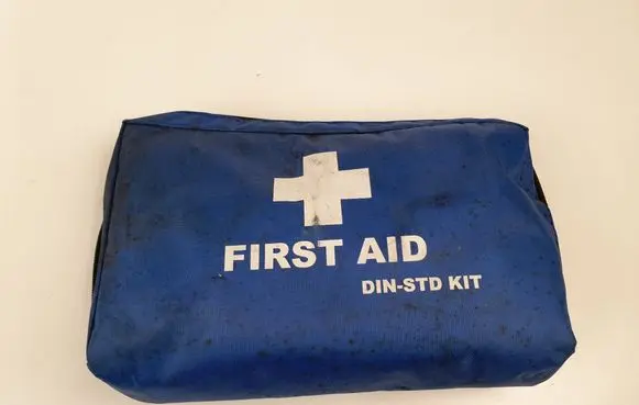 Peugeot Expert First aid kit 