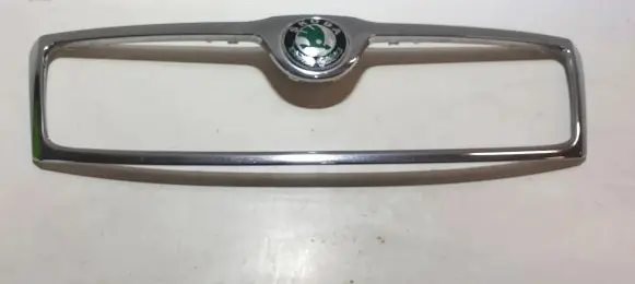 Skoda Octavia Mk2 (1Z) Front grill 1Z0853661 8102566 VX1C