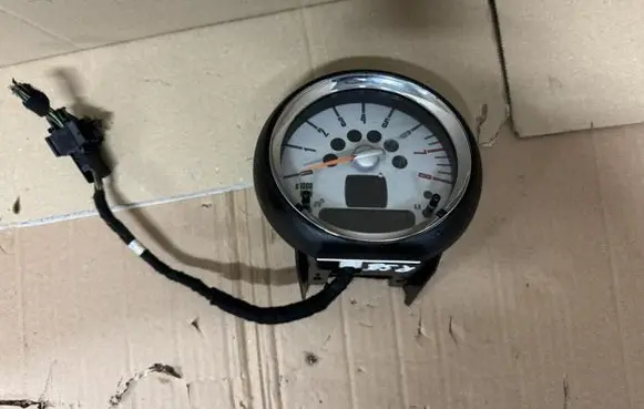 Mini One - Cooper Coupe R56 Speedometer (instrument cluster) 9178747
