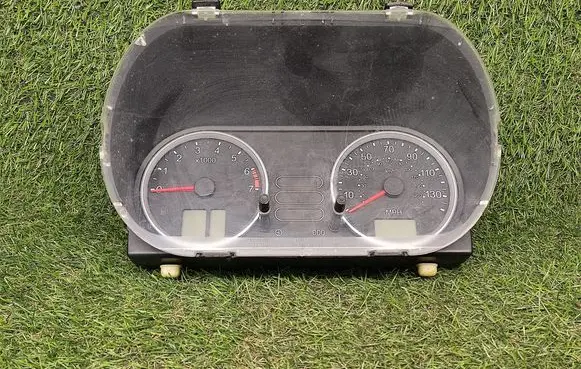 Ford Fusion Speedometer (instrument cluster) 4S6F10849BB