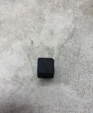 Volvo S70 V70 V70 XC Other relay 9441161