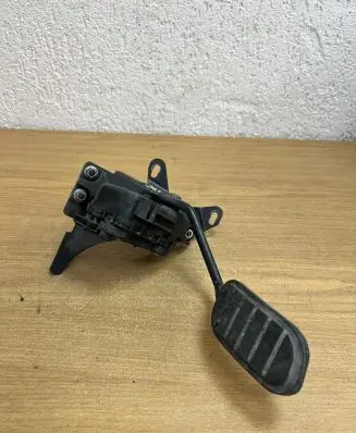 Renault Espace III Accelerator throttle pedal 6025315453 F3976