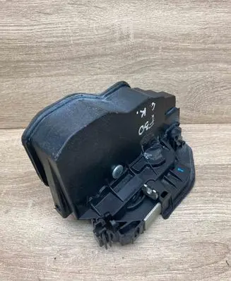 BMW 4 F32 F33 Rear door lock 7202147 A053702